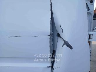 Nissan Interstar TEKNA picture 24