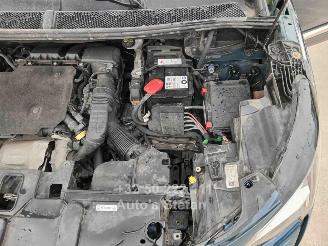 Peugeot 3008 STYLE picture 19