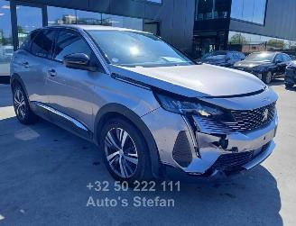 krockskadad bil auto Peugeot 3008 ALLURE 2022/5