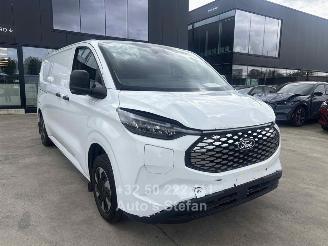 Vaurioauto  passenger cars Ford Transit E- CUSTOM 2025/7