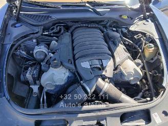 Porsche Panamera 4S picture 16