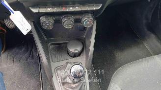Dacia Duster ESSENTIAL picture 17