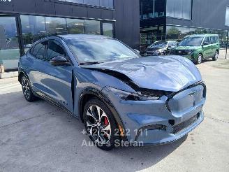 Coche accidentado Ford Mustang MACH-E PREMIUM 2024/3