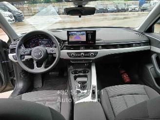 Audi A4 S LINE picture 16