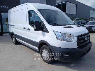 Schadeauto Ford Transit TREND 2023/9