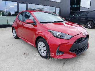 uszkodzony samochody osobowe Toyota Yaris IV 2026/3