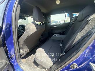 Toyota Corolla CROSS picture 12