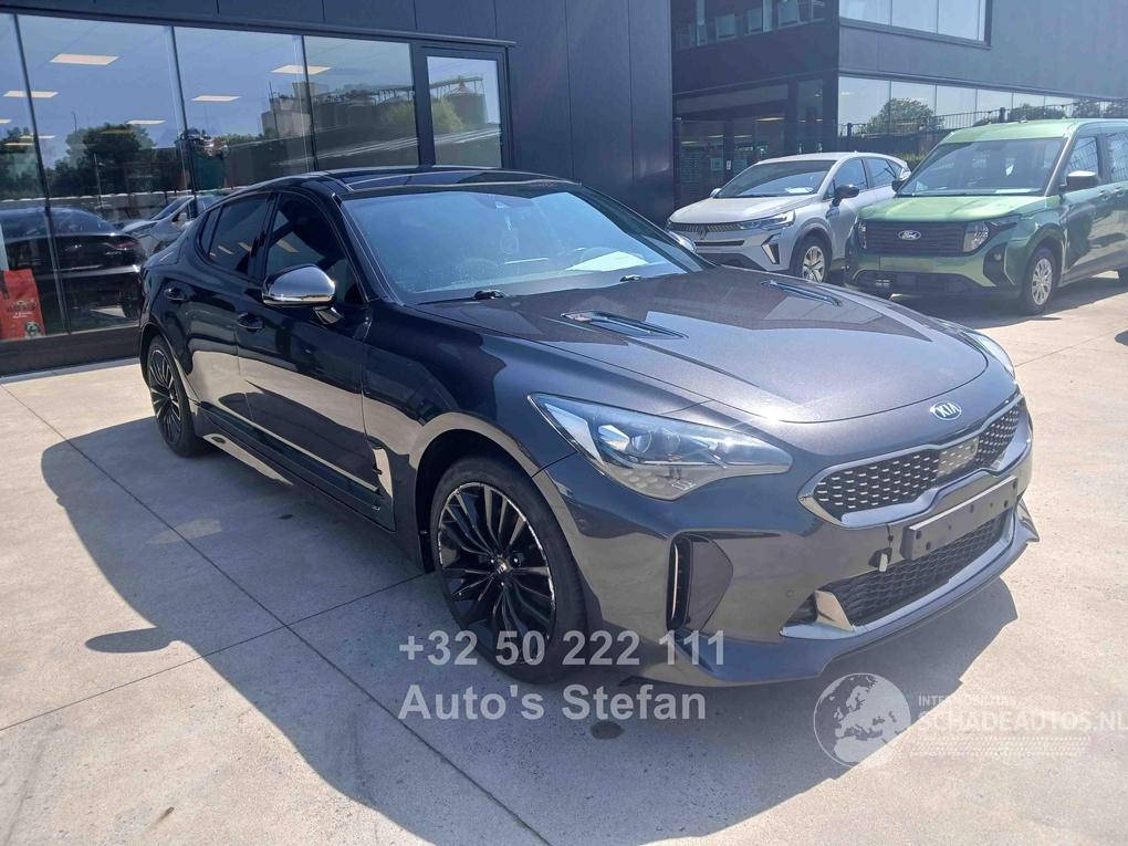 Kia Stinger GT LINE