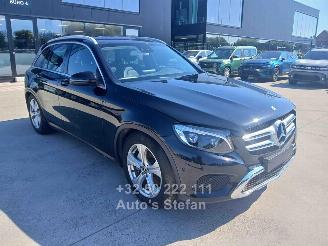 krockskadad bil auto Mercedes GLC  2017/1
