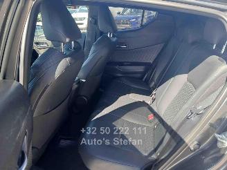 Toyota C-HR  picture 11