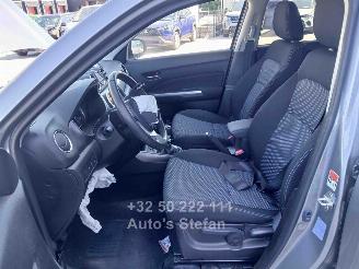 Suzuki Vitara  picture 16
