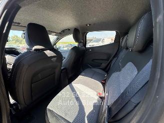 Renault Clio V picture 16