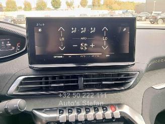 Peugeot 5008 GT picture 10