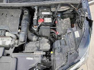 Peugeot 5008 GT picture 27