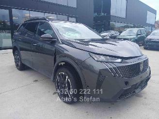 Coche accidentado Peugeot e-5008  2025/6