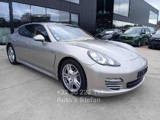 krockskadad bil auto Porsche Panamera  2010/10