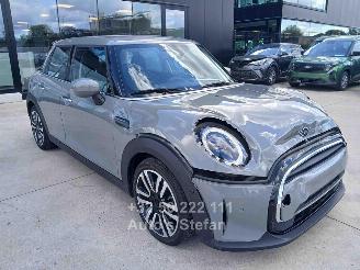 Vaurioauto  passenger cars Mini Cooper ONE 2021/3