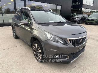skadebil auto Peugeot 2008 ALLURE 2019/1