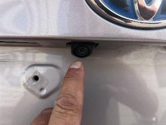 Toyota C-HR 1.8 Hybrid E-CVT Busine picture 3