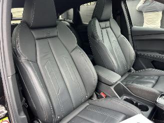 Audi Q4 SPORT-BACK PANORAMADACH S-LINE picture 15