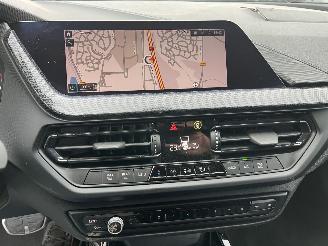 BMW 1-serie M-PAKKET  -- AUTOMATIC picture 20
