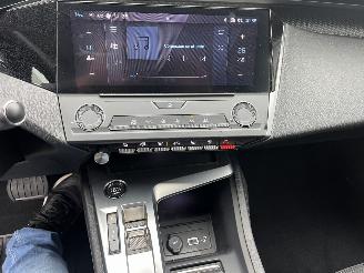 Peugeot 308 308 PureTech 130 EAT8 picture 18