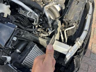 Peugeot 308 308 PureTech 130 EAT8 picture 9