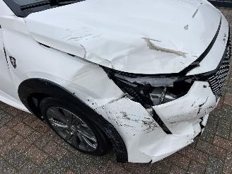 Peugeot 208 ELEKTRO - NAVIGATION - KLIMATRONIK picture 9