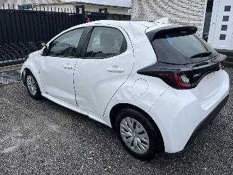 Toyota Yaris 1,5 HYBRIDE - BENZINE - AUTOMATIC picture 4