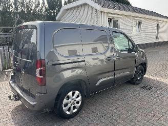 Opel Combo DIESEL - AUTOMATIC - 131,PS picture 6