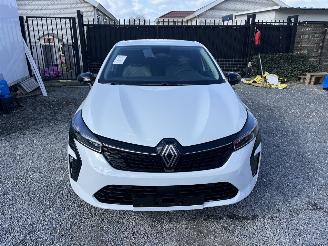 Coche accidentado Renault Clio 1,0 TCE 90 EVOLUTION 2024/10