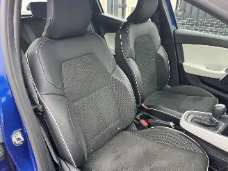 Renault Clio Intens E-TECH HYBRIDE picture 13