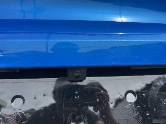 Peugeot 208  picture 18