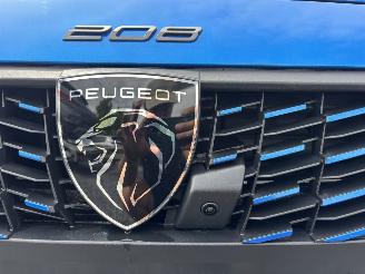 Peugeot 208  picture 13