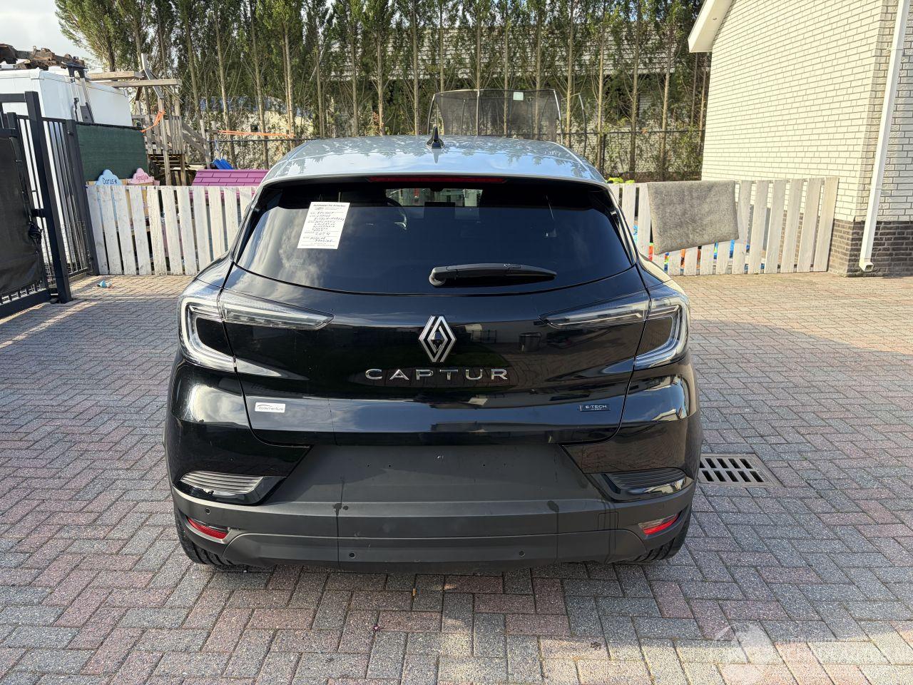 Renault Captur AUTOMATIC - E-TECH