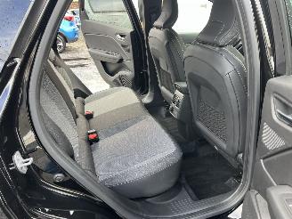 Renault Captur AUTOMATIC - E-TECH picture 15