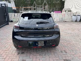Coche accidentado Peugeot 208 BENZINE - AUTOMATIC 2023/7