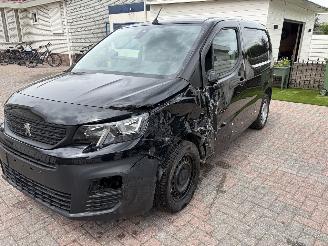 Peugeot Partner AUTOMATIC 131,PS DIESEL picture 6