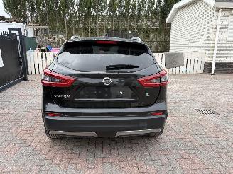 Unfallwagen Nissan Qashqai AUTOMATIC -- DIESEL 2019/4