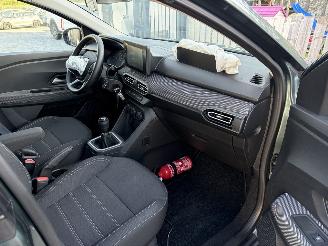 Dacia Jogger BENZINE -- 110,PS -- KLIMA picture 12