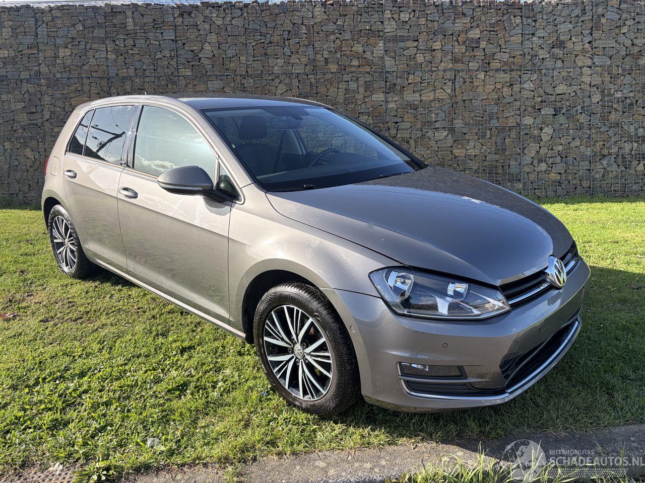 Volkswagen Golf 1,2 BENZINE AUTOMATIC