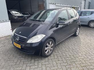 Damaged car Mercedes A-klasse A 170 BlueEFFINCIENCY Classic 100% rijdbaar 2009/4