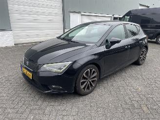 krockskadad bil auto Seat Leon 1.6 TDI Limited Edition II search 2014/2