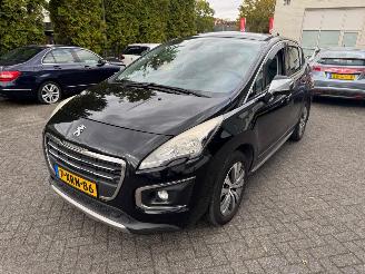 Coche accidentado Peugeot 3008 1.6 THP Allure 2014/10