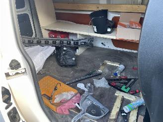 Volkswagen Caddy 2.0 TDI L2H1 BMT Maxi MARGE!!!!! picture 12