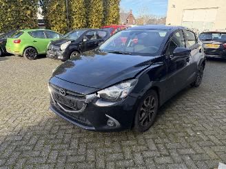 damaged passenger cars Mazda 2 1.5 Skyactiv-G Dynamic+ 2018/1