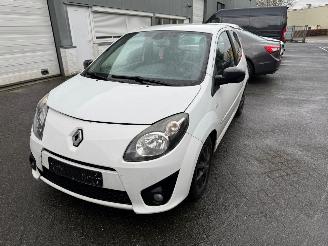 Vaurioauto  passenger cars Renault Twingo 1.2-16V Dynamique 2010/6
