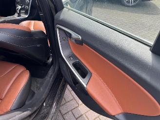 Volvo V-60 2.4 D6 Twin Engine R-Design picture 15