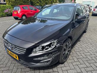 damaged passenger cars Volvo V-60 2.4 D6 Twin Engine R-Design 2015/12