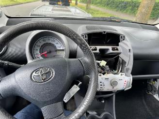 Avarii autoturisme Toyota Aygo 1.0-12V Xcite White search 2009/10